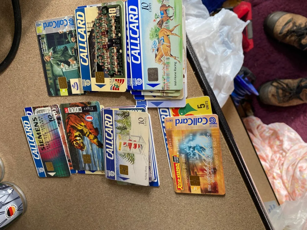 Used phone cards - Image 1
