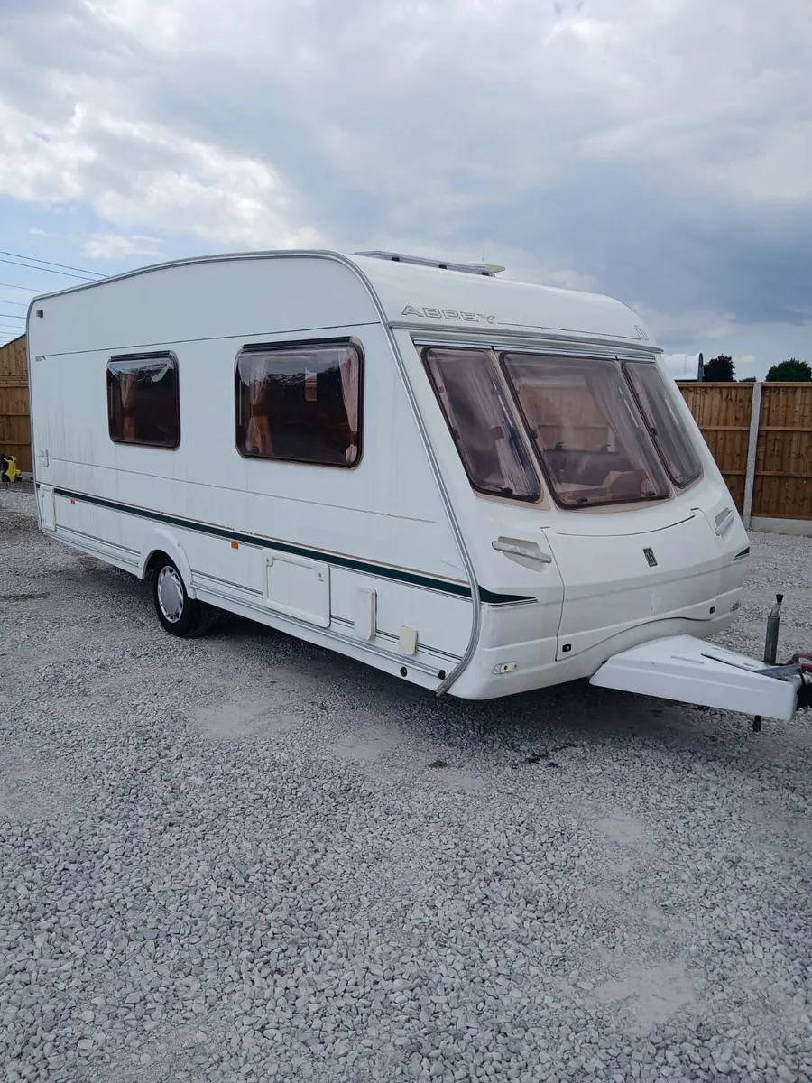 Caravan - Image 1