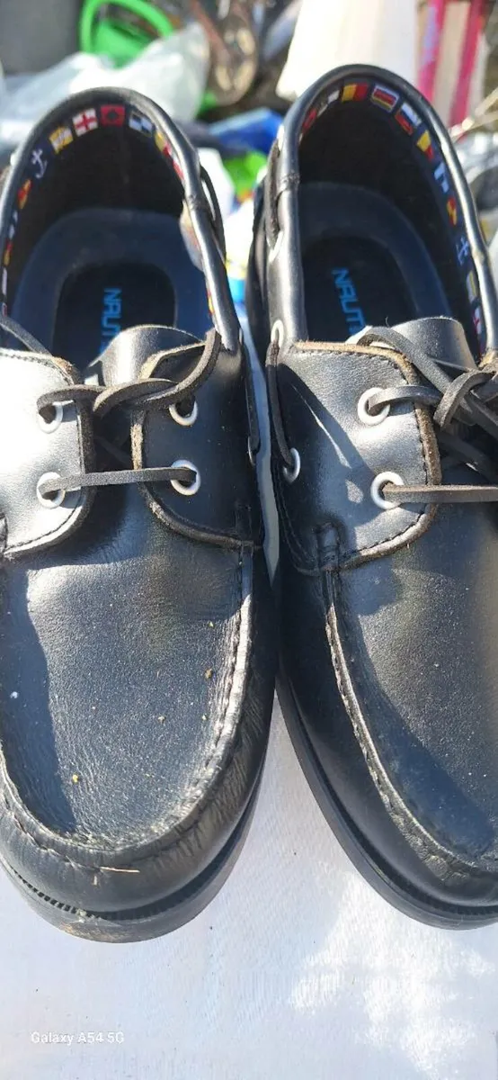 NEW SHOES - Image 1