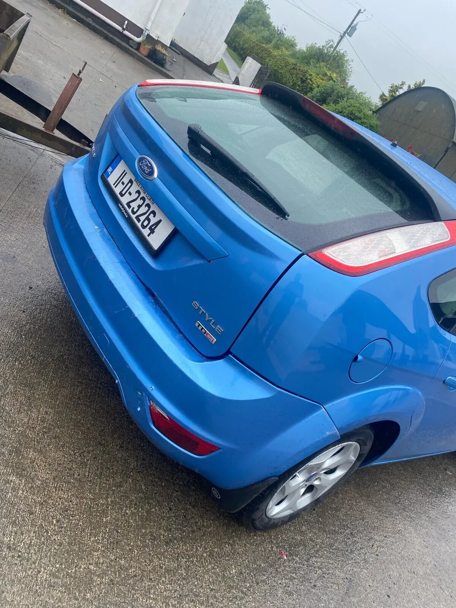 Car - Image 3