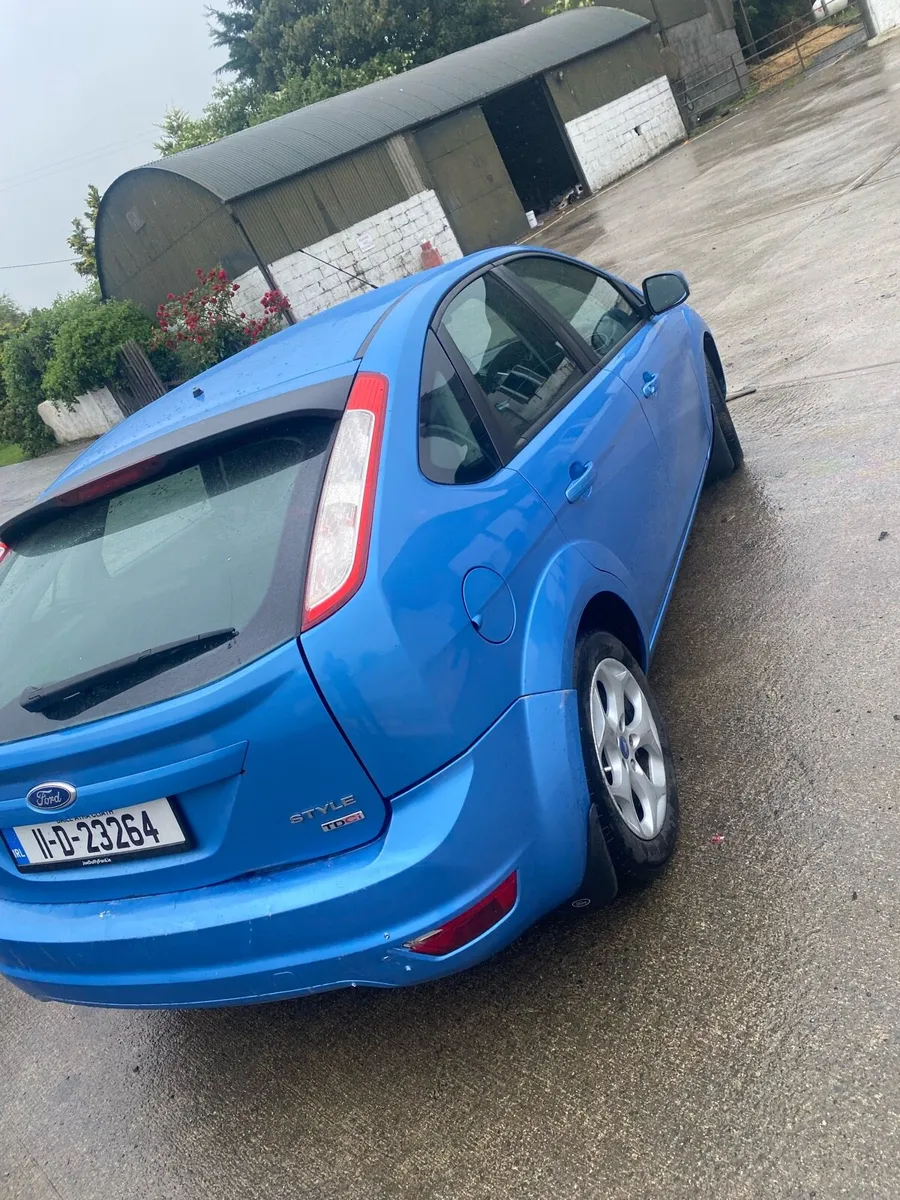 Car - Image 4