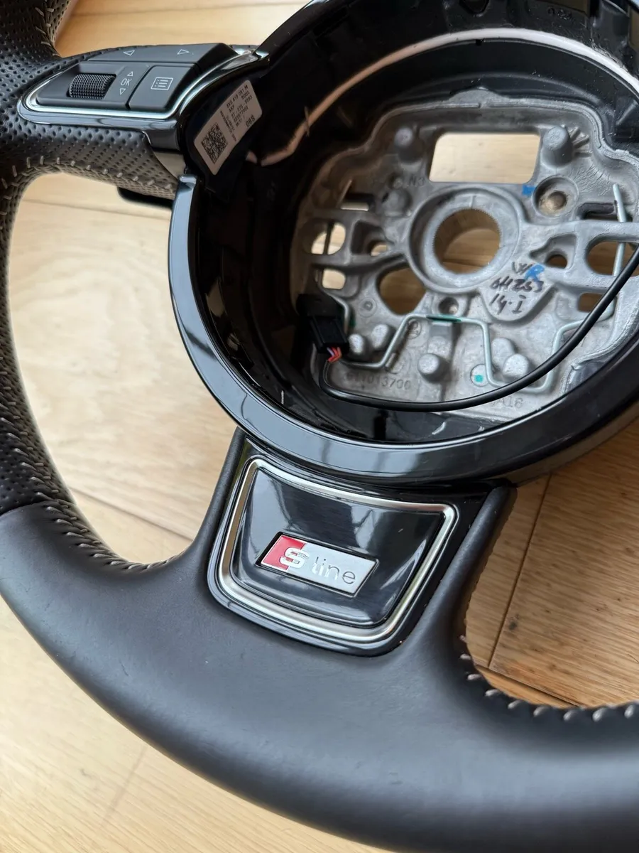 Audi Sline steering wheel paddles - Image 4