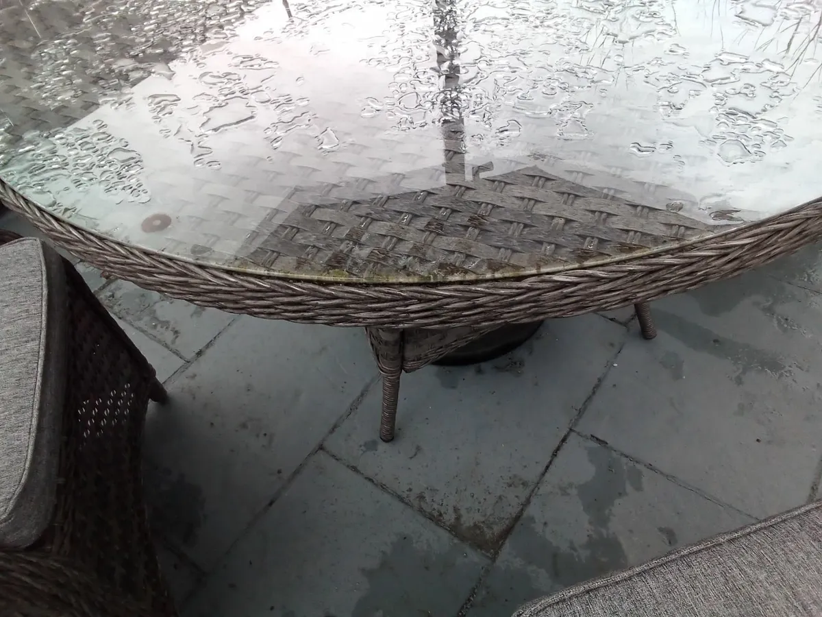 Rattan garden furniture - Image 3
