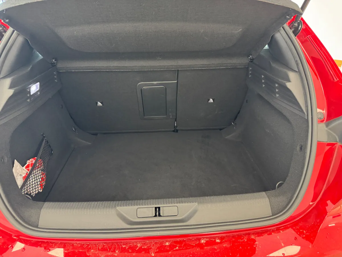 Peugeot 308 2022 - Image 4