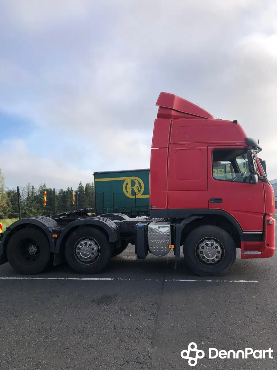 Volvo FM11 6x2T (For Breaking) - Image 2