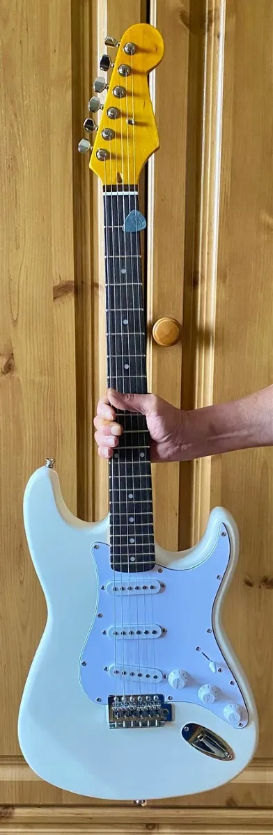 Stratocaster Guitar - Image 1