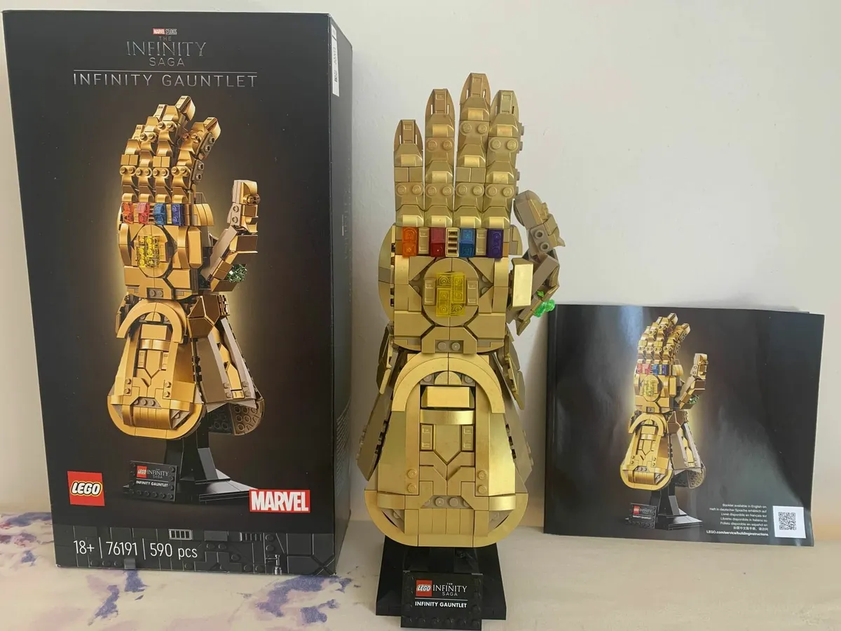 Lego Infinity Gauntlet Set - Image 1