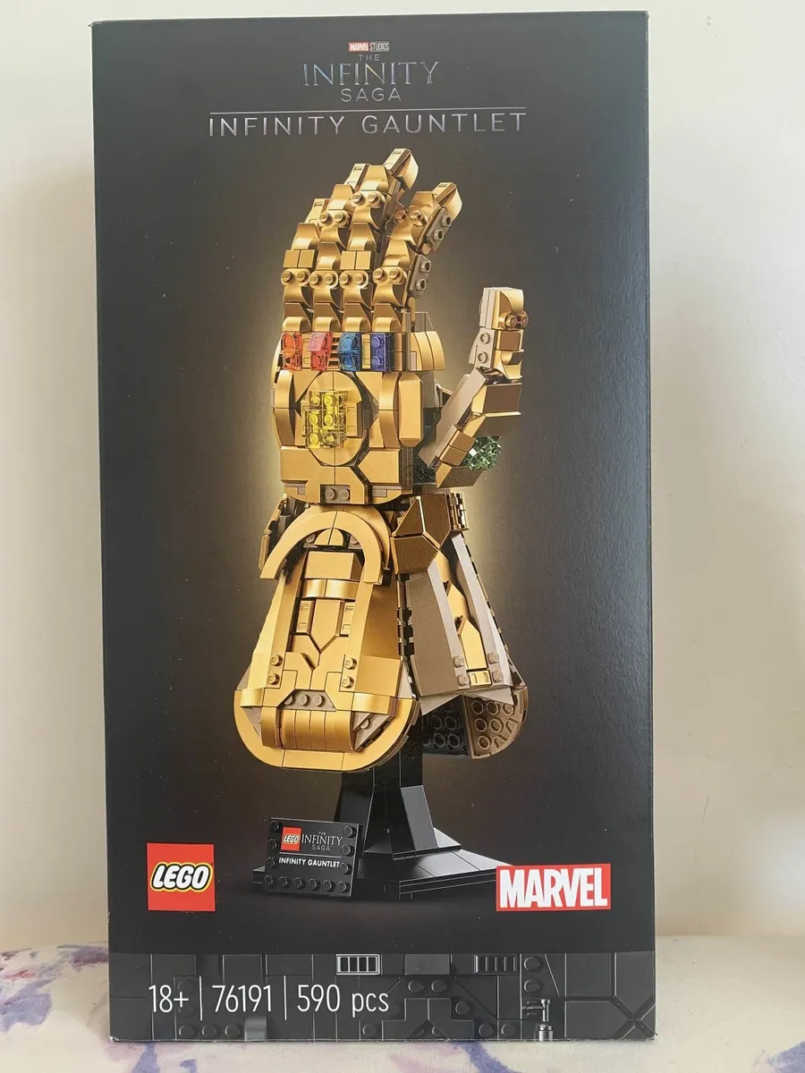 Lego Infinity Gauntlet Set - Image 3