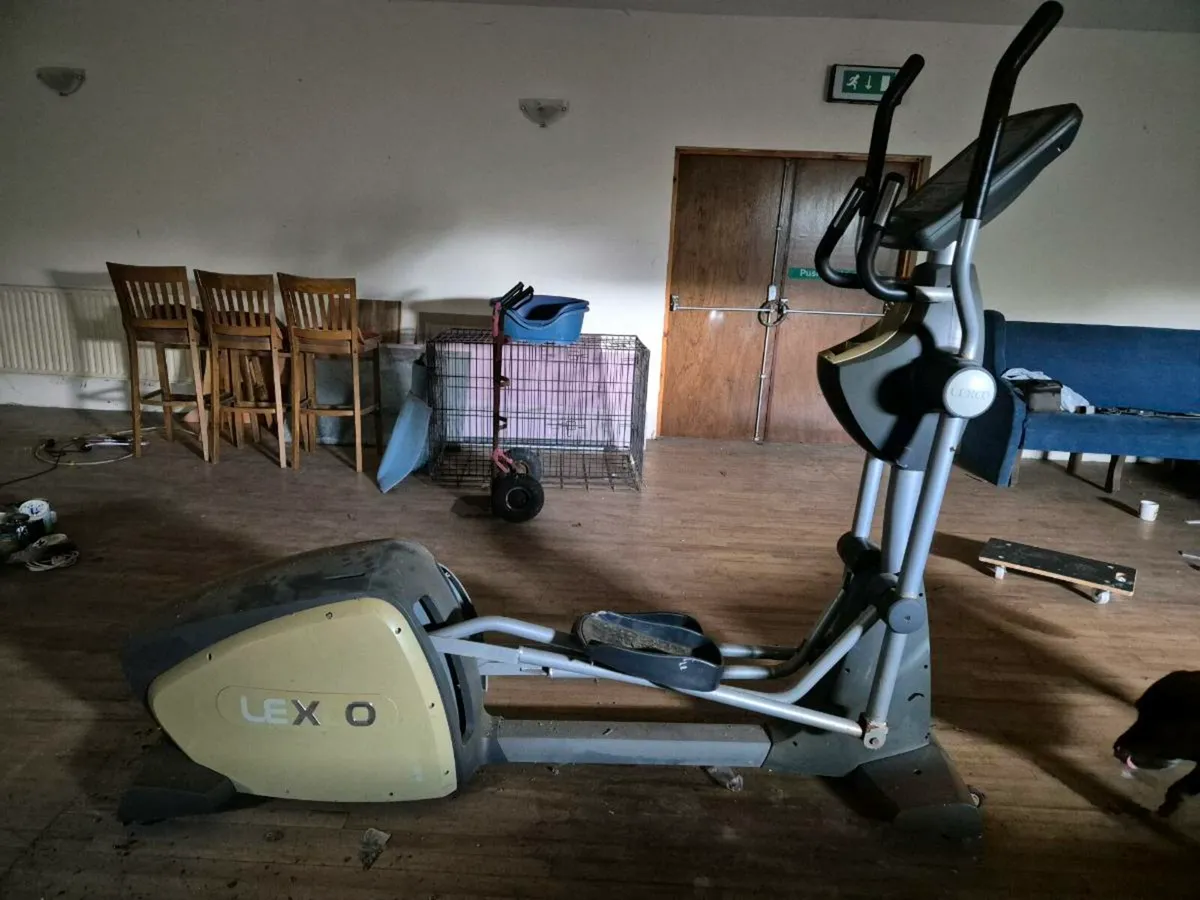 Cross Trainer Exerciser. - Image 1