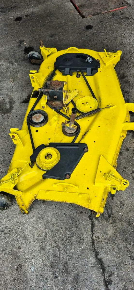 John Deere x700 cutting Deck - Image 2