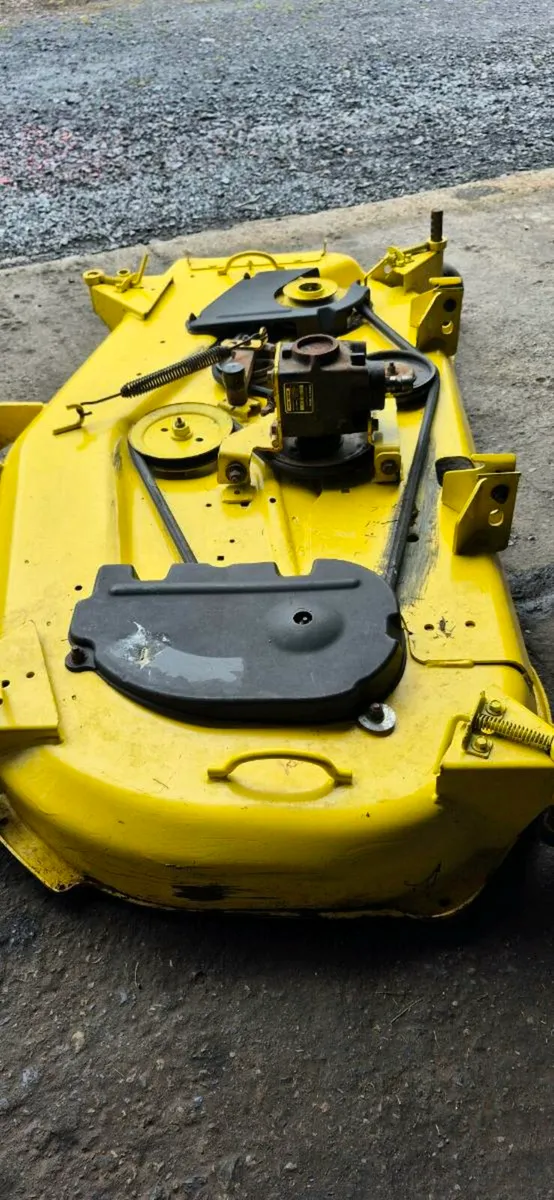 John Deere x700 cutting Deck - Image 3