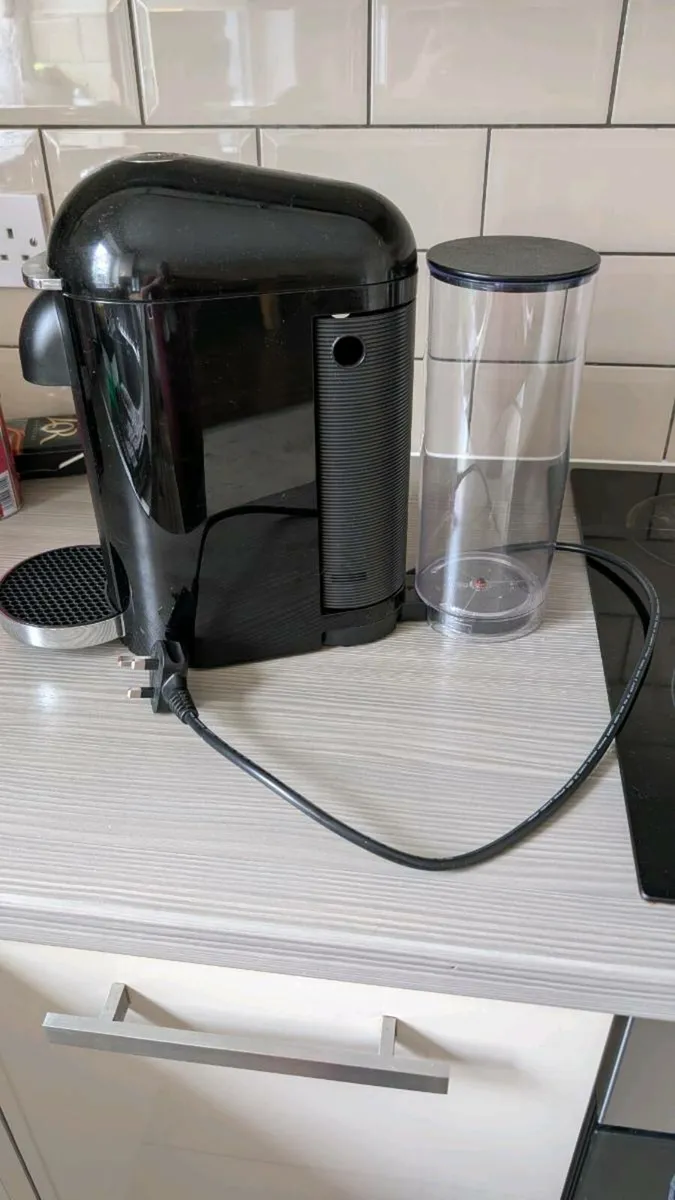 Coffee machine Nespresso - Image 1