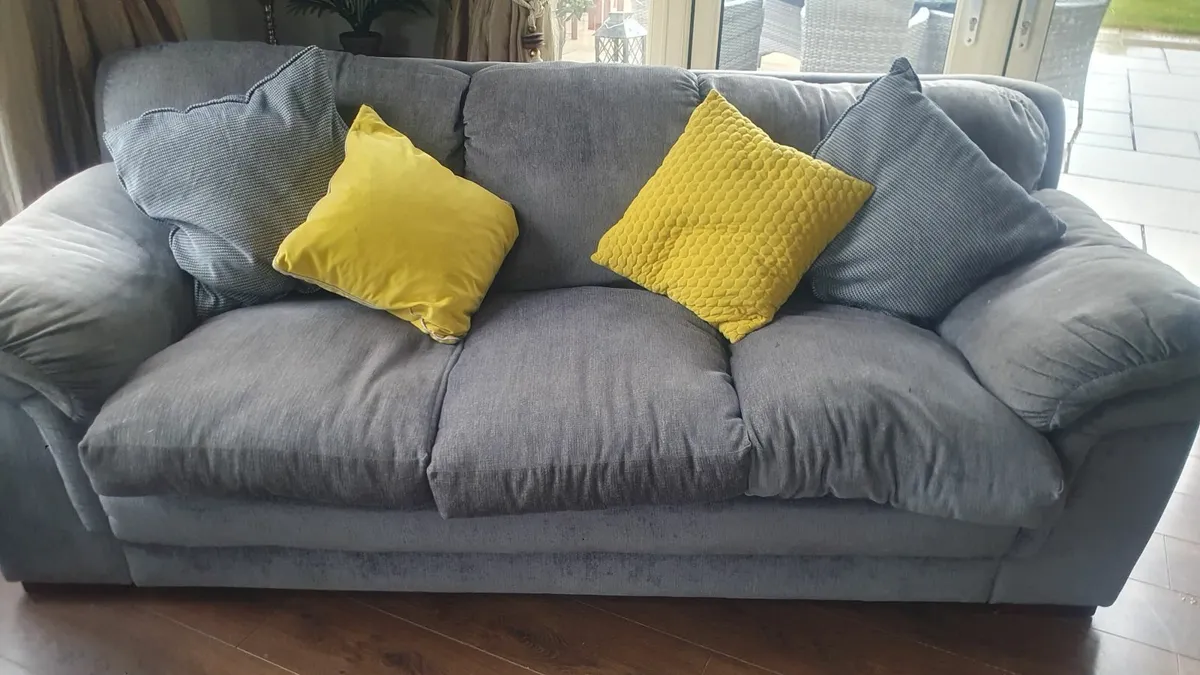 2 x 3 seater Couches - Image 1
