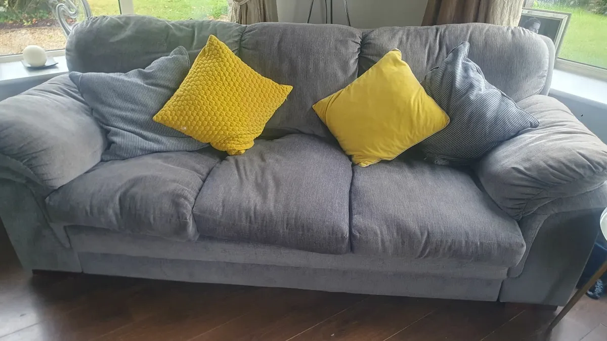 2 x 3 seater Couches - Image 2