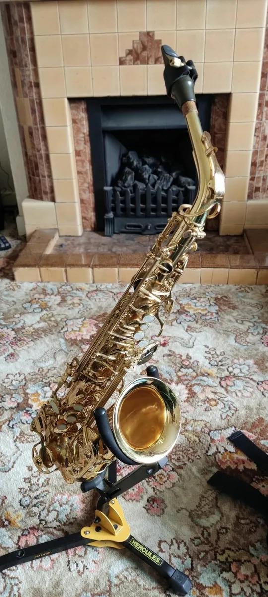 Alto Saxophone - Elkhart Deluxe - Image 1