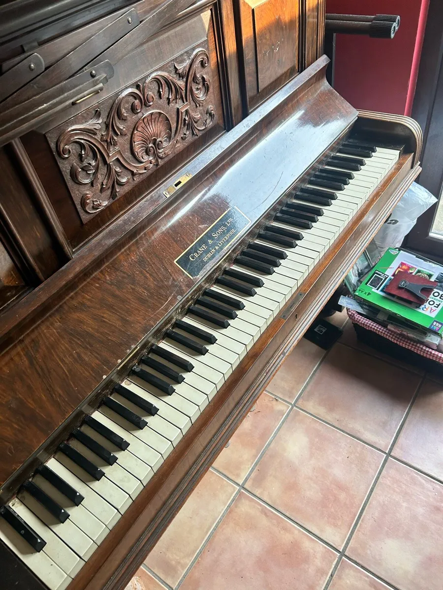 Piano and stool - Image 1
