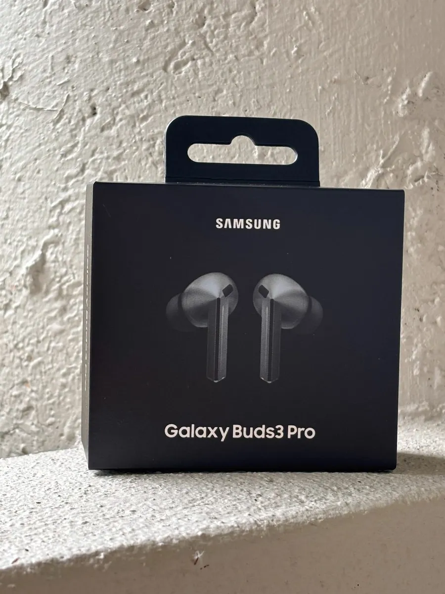 Samsung Buds 3 Pro - Image 1