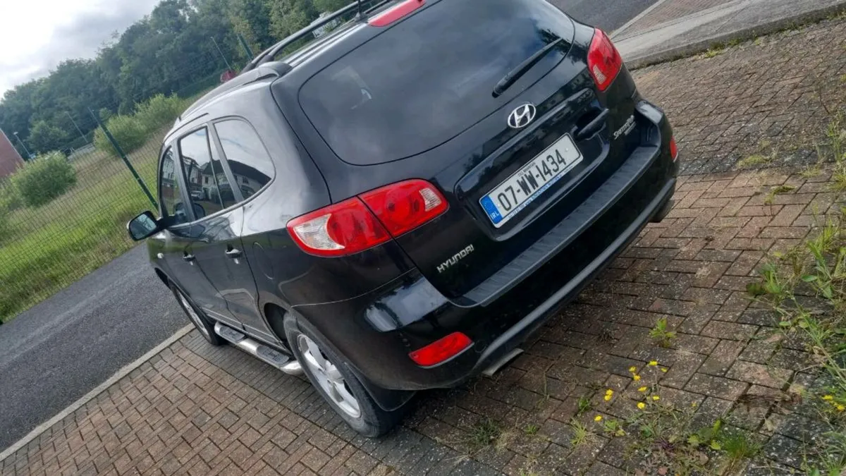 HYUNDAI SANTA FE.€2150 - Image 3