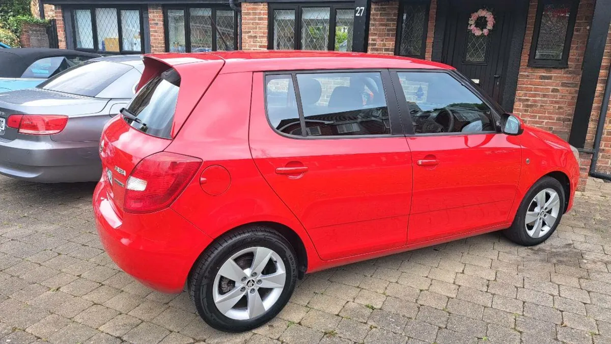 SKODA FABIA 1.2 DIESEL 2014 ONLY 93000 MLS - Image 2