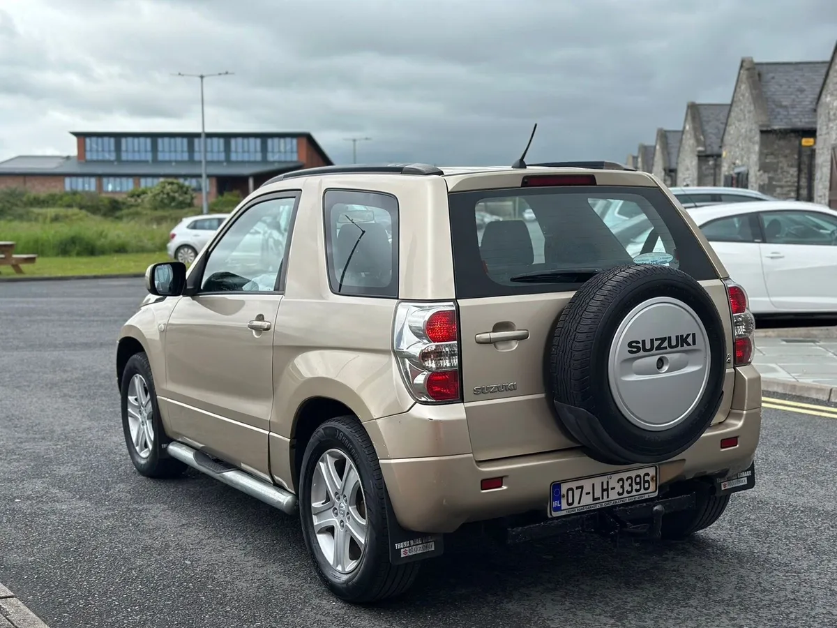 2007 Suzuki Grand Vitara very low kilometers - Image 4