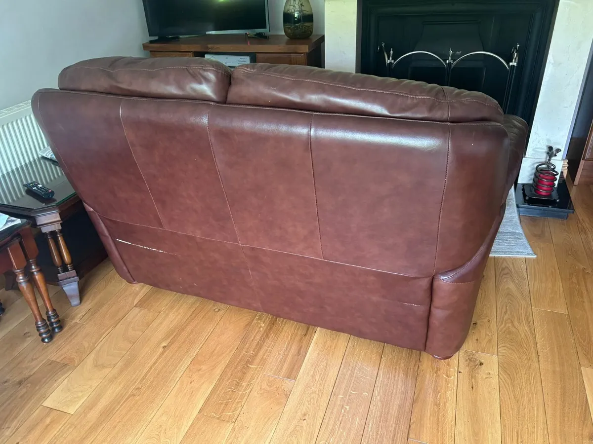 2-Seater Leather Couch for Sale - Image 3