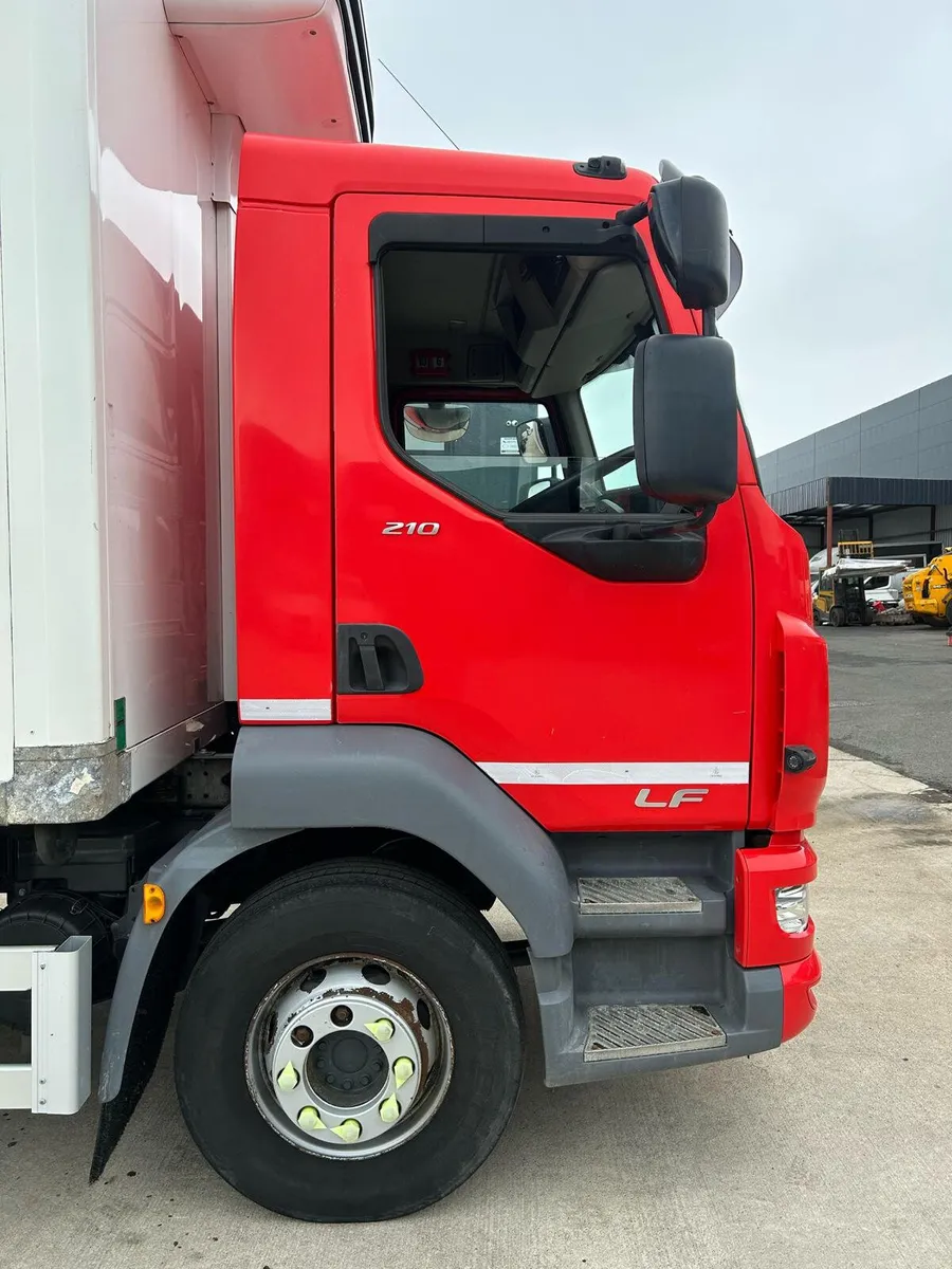 2019 DAF LF 210 16 TONNE FRIDGE - Image 3