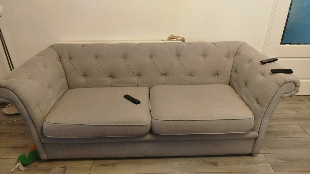 SOFA FOR SALE - Image 3