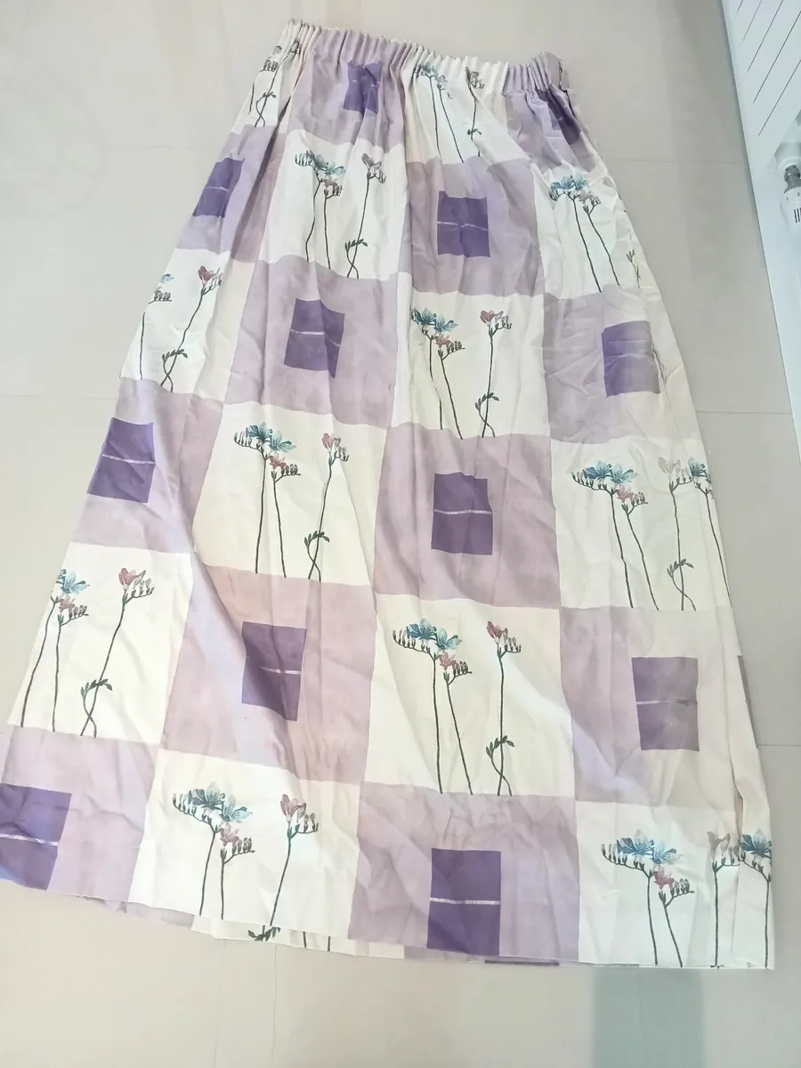 Curtains - Image 1