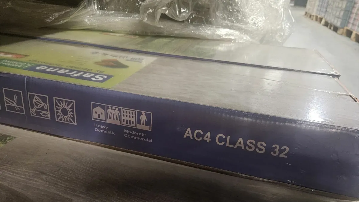 grey laminated click flooring  - scratch resist 8m - Image 2