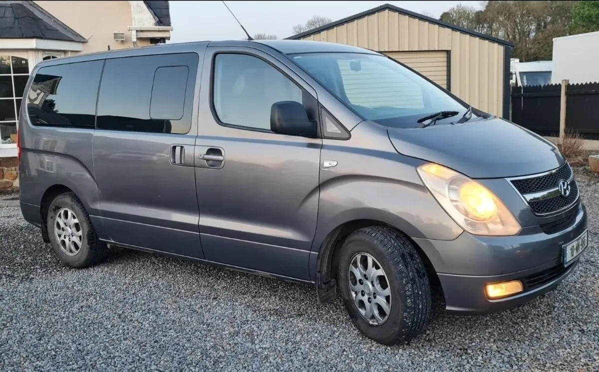Hyundai Montana 2010 - Image 1
