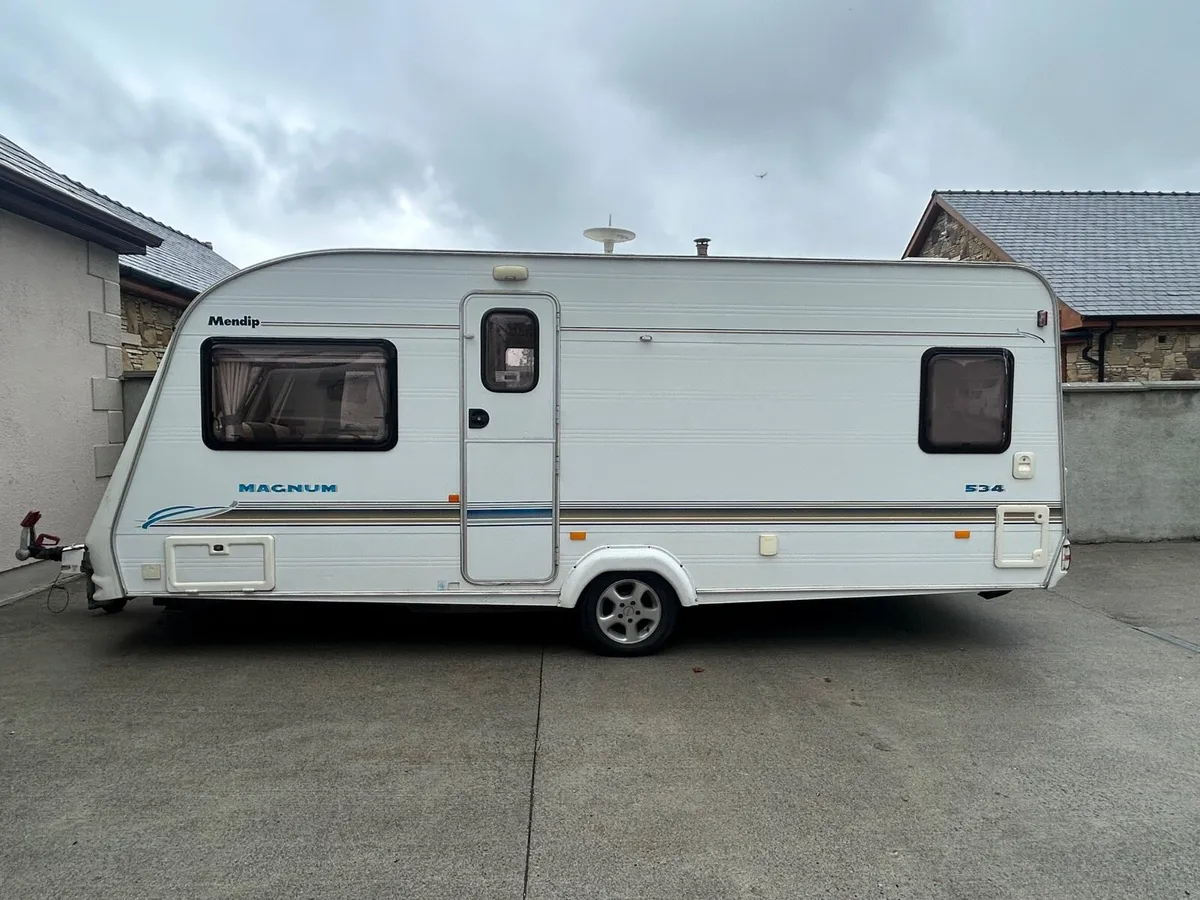 Caravan - Image 2