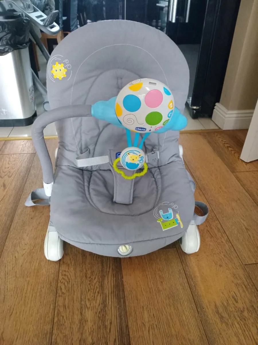 Chicco Baby Seat - Image 1