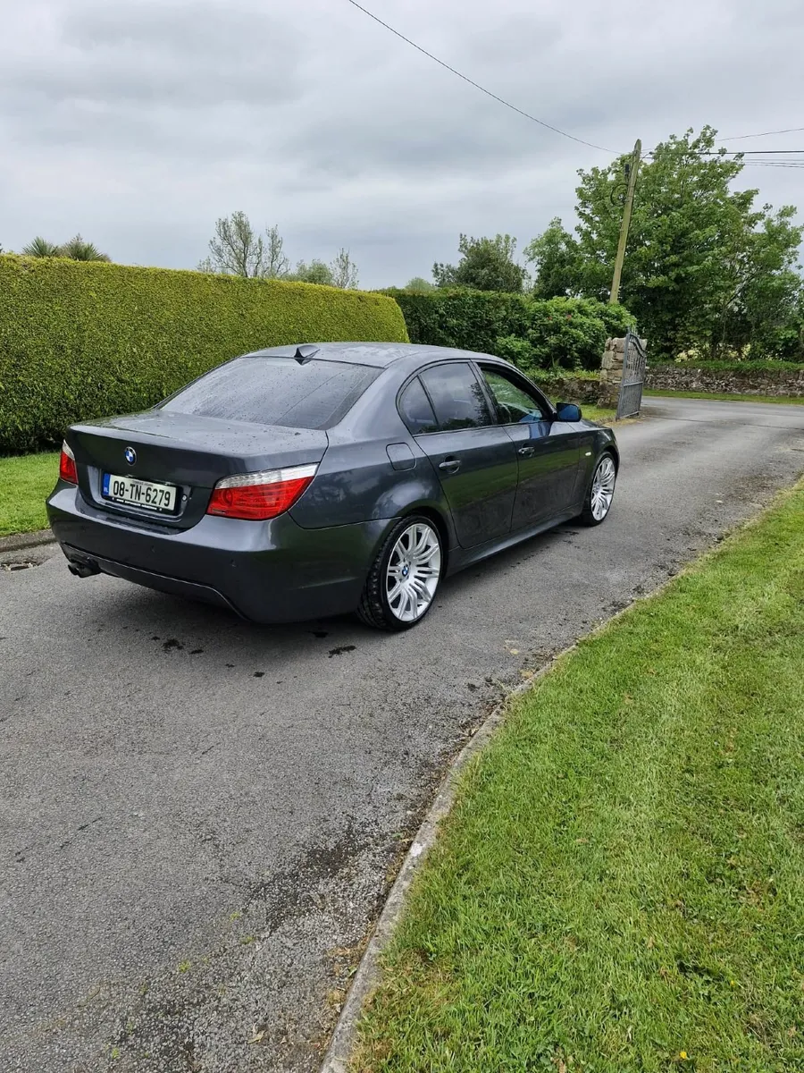 BMW 5-Series 2008 - Image 3