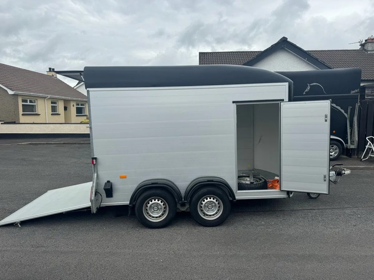 Debon  C500 10ft box trailer No vat - Image 3