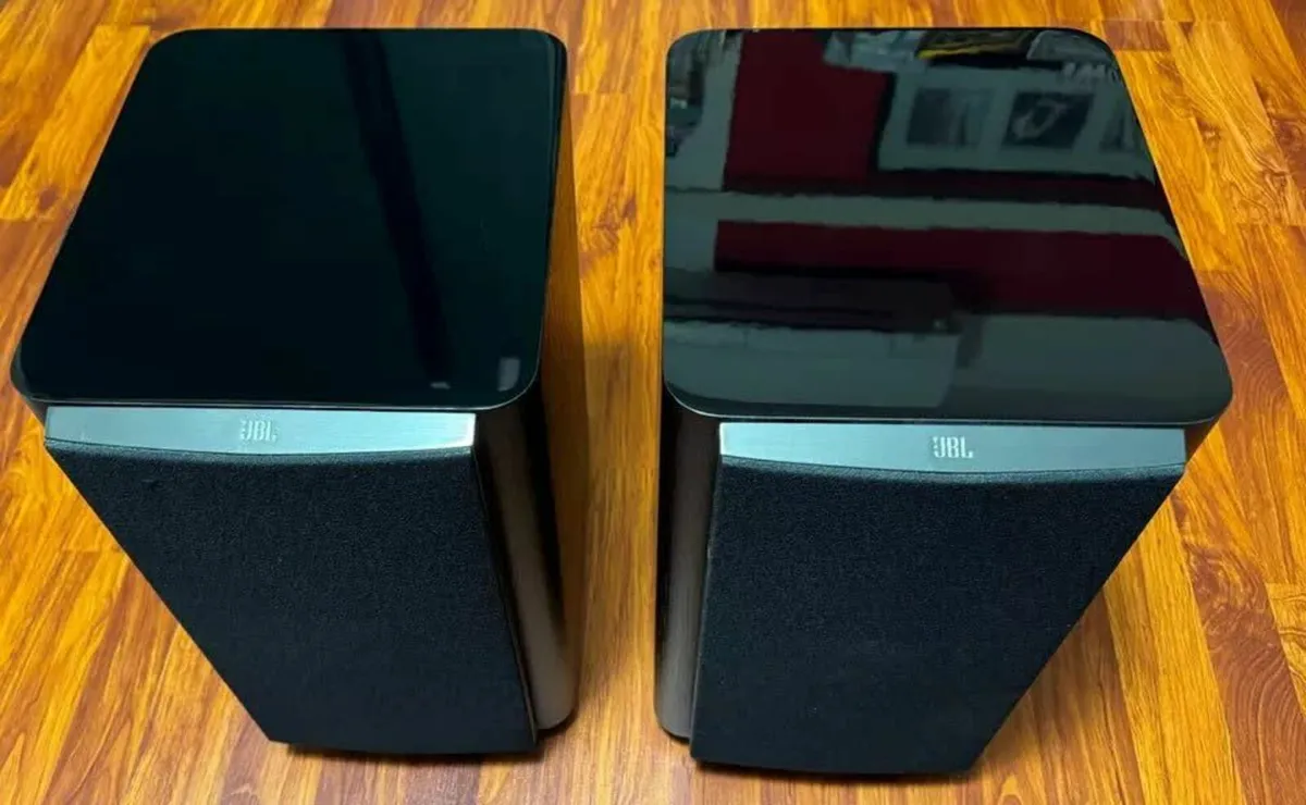 JBL STUDIO 230 Speakers - Image 1