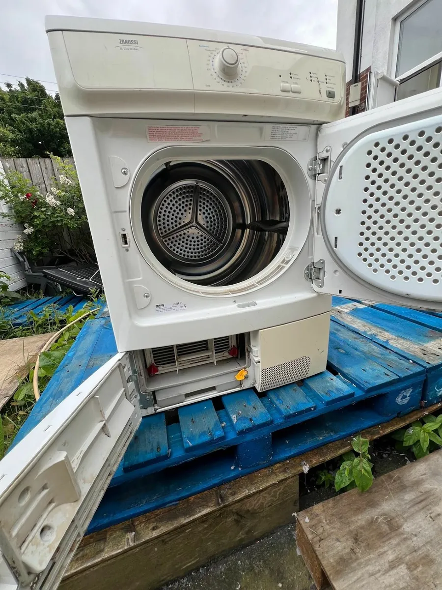 Zanussi 7kg Electrolux Condenser Tumble Dryer - Image 3