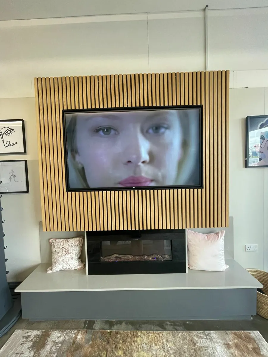 TV Unit - Image 1
