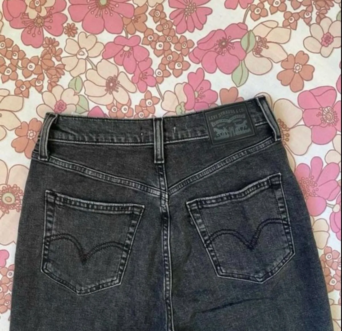 Levi’s Mom Jeans Size 27 Washed Black - Image 4