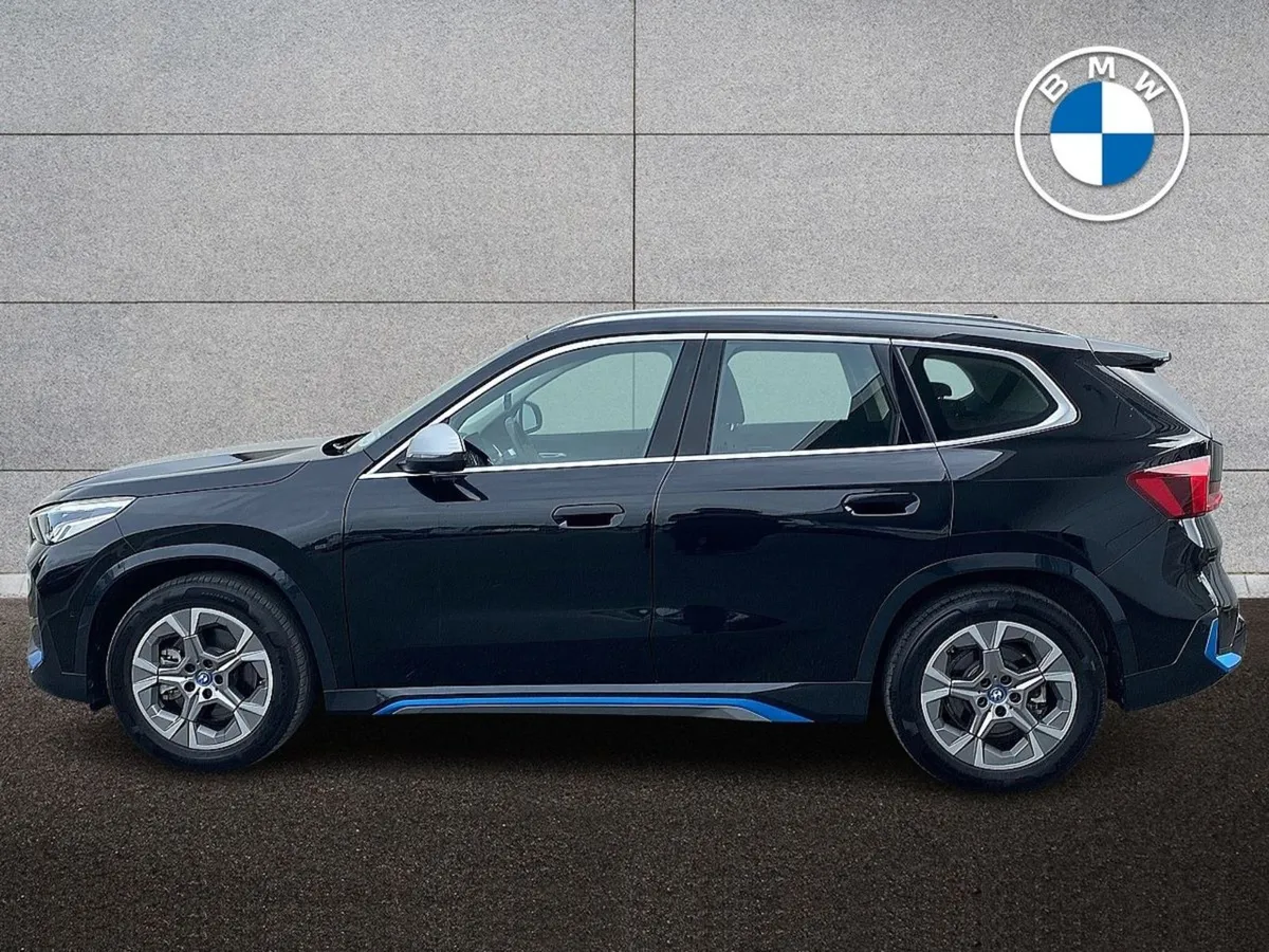 BMW iX1 Xdrive30 Xline - Image 3