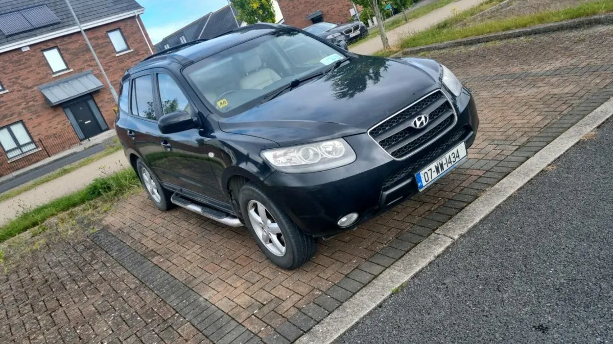 HYUNDAI SANTA FE.€2150 - Image 1