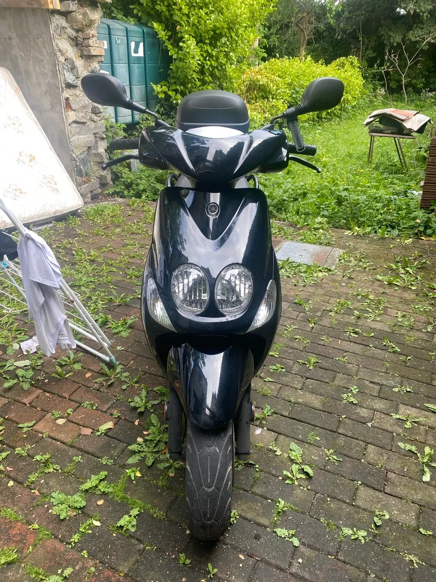 Scooter Yamaha 49cc - Image 1