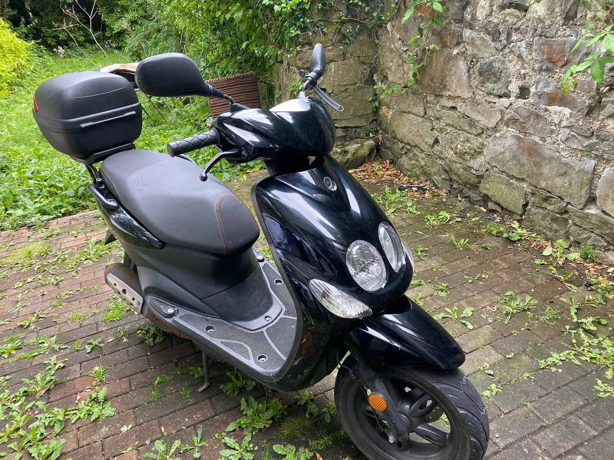 Scooter Yamaha 49cc - Image 3