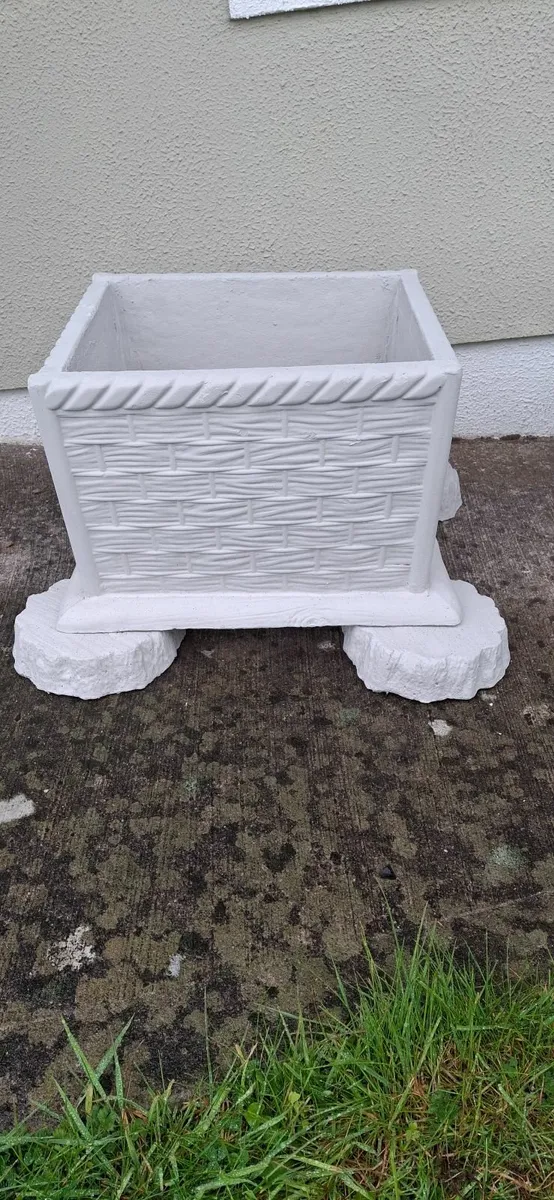 Garden planter - Image 1