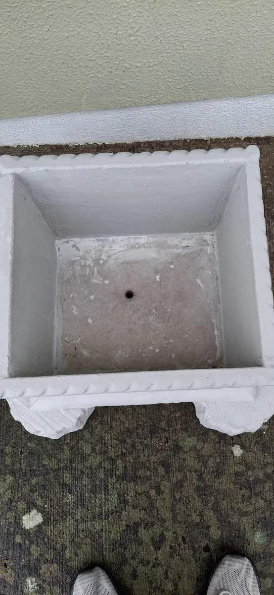 Garden planter - Image 2
