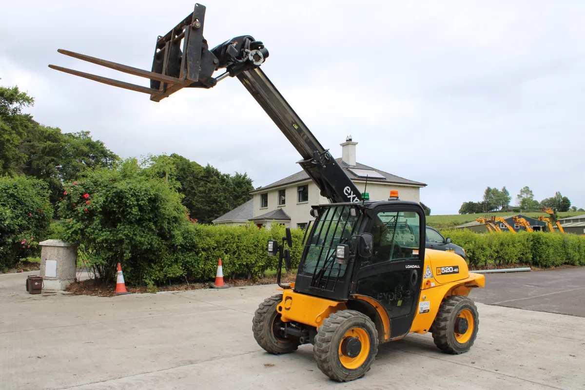 JCB LOADALL 520-40 (PN1398) - Image 1