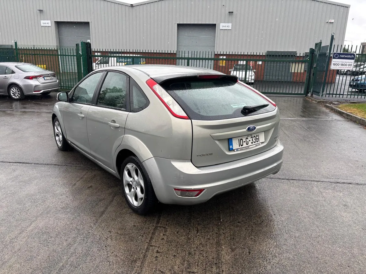2010 Ford Focus New Nct/Tax - Image 2