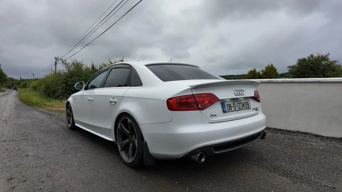 Audi A4 2008 - Image 2