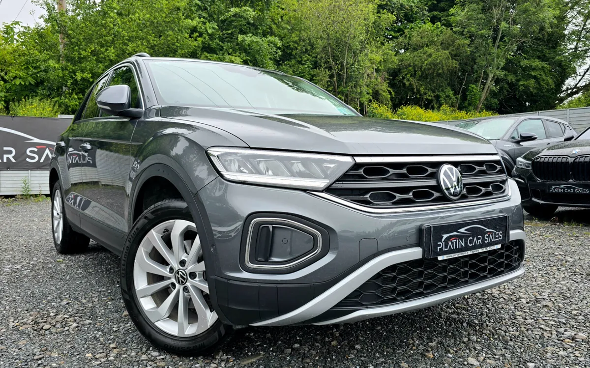 🔥 2024 Volkswagen T-ROC LIFE PLUS  2.0 TDI - Image 2