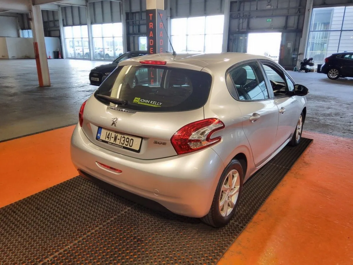 Peugeot 208 1.0 VTI 68 bhp Active - Image 3