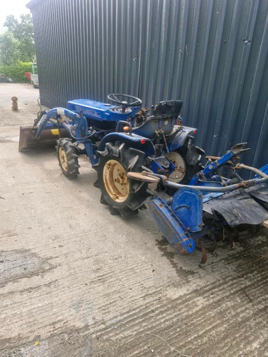 Iseki

 compact tractor - Image 2